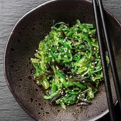 SALADE D'ALGUES WAKAME