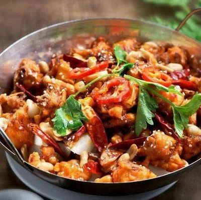 POULET SUR PLAQUE CHAUFFANTE