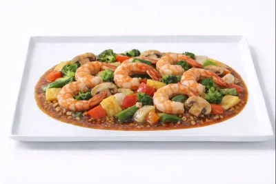 SCAMPI SAUTÉS AUX LÉGUMES