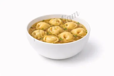 TORTELLINI IN BRODO