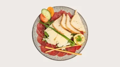 CARPACCIO DI MANZO