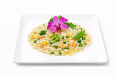 RIZ SAUTÉ AUX LÉGUMES