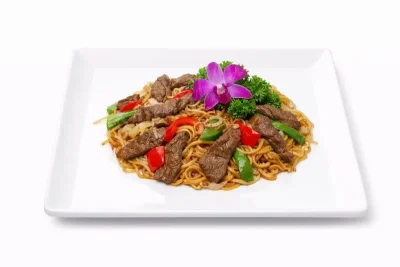 NOUILLES SAUTÉES AU BOEUF