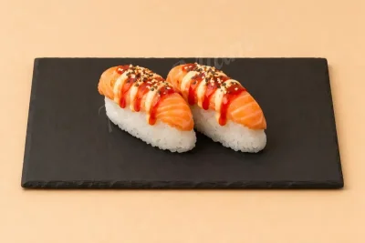 SUSHI GÂTEAU AU SAUMON