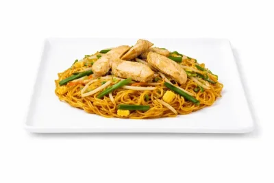 NOUILLES SAUTÉES AU POULET