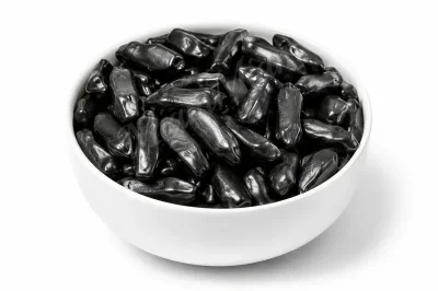 SOURIS NOIRES À LA RÉGLISSE