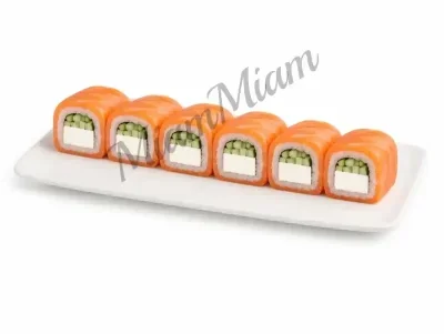 MAKI SAUMON ROLL CONCOMBRE CHEESE