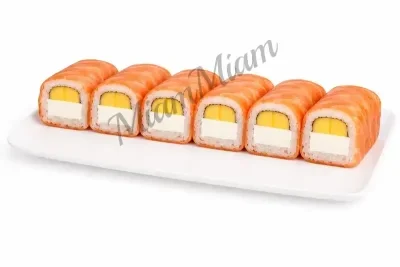 MAKI SAUMON ROLL MANGUE CHEESE